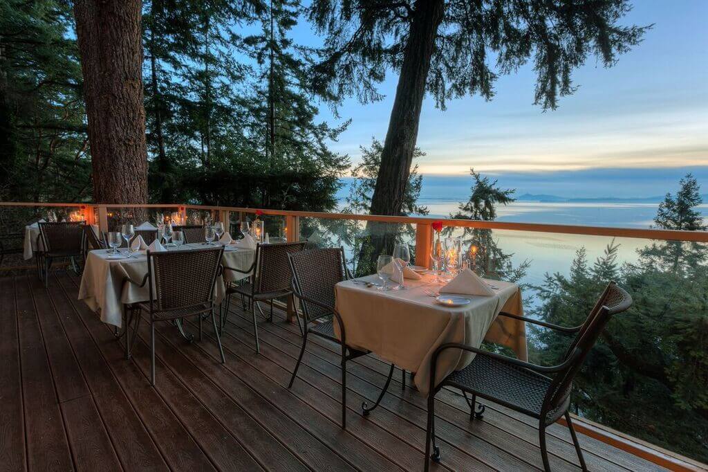 Oyster Bar on Chuckanut Drive deck view, chuckanuy bay view, fresh northwest seafood