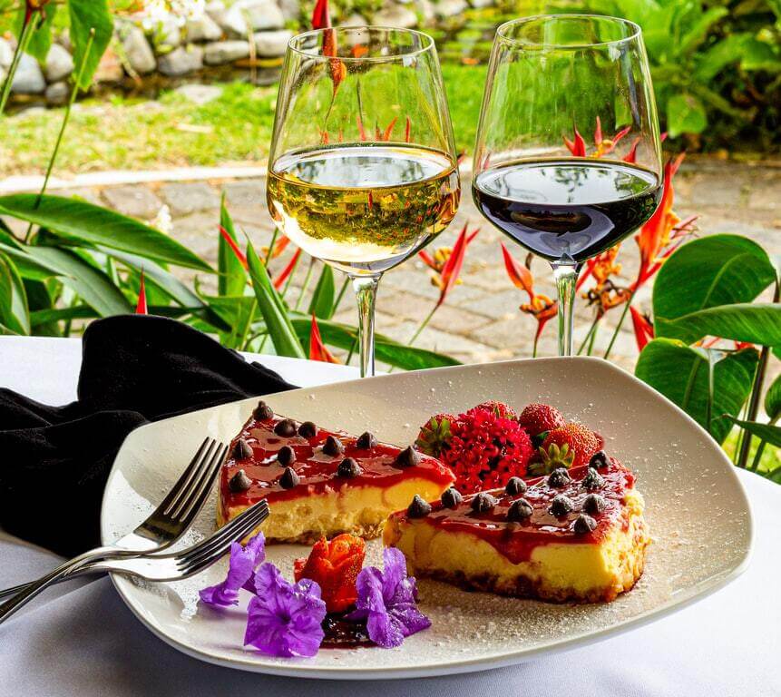 5 best wine-dessert pairs - Oyster Bar